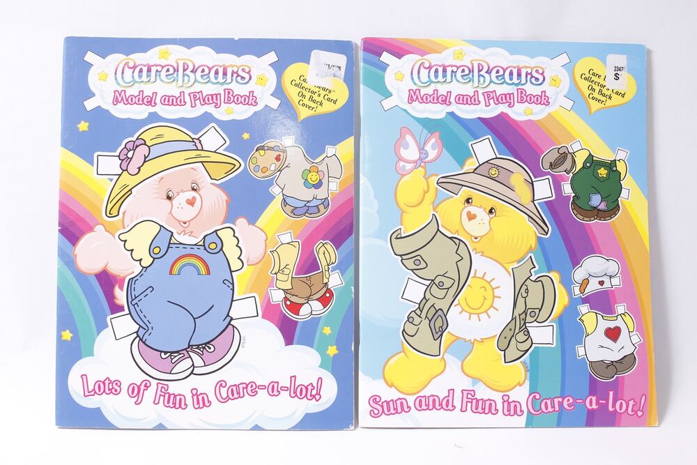 2004 Care Bears Model and Play Book Lot Paper Doll style ~ 260714-WH 1131